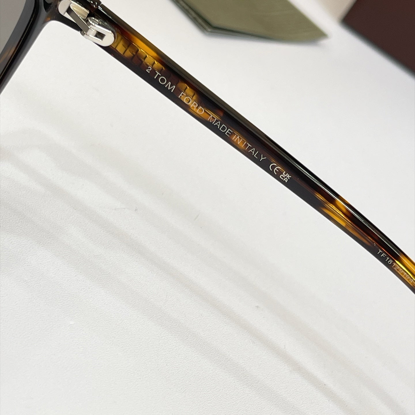 Tom Ford Sunglasses – TF1338