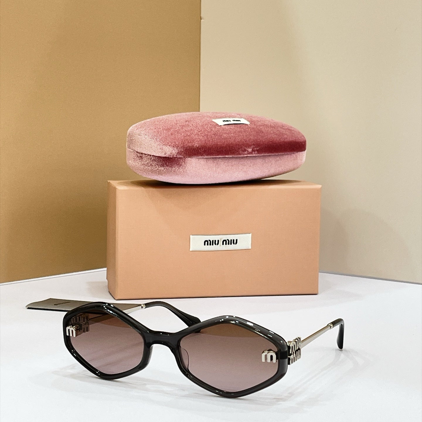 Miu Miu Sunglasses – MU 156AV