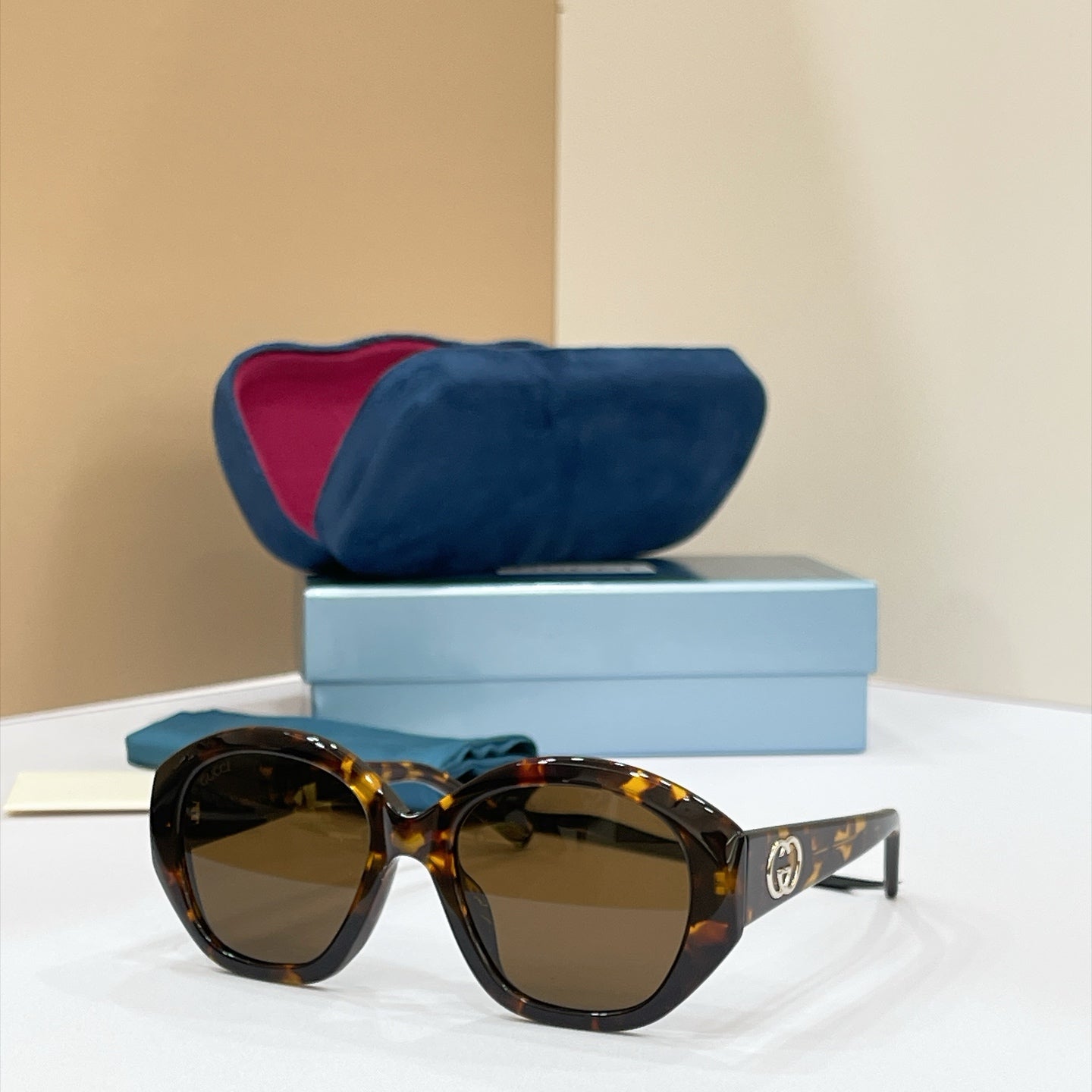 Gucci Sunglasses – GG2200S