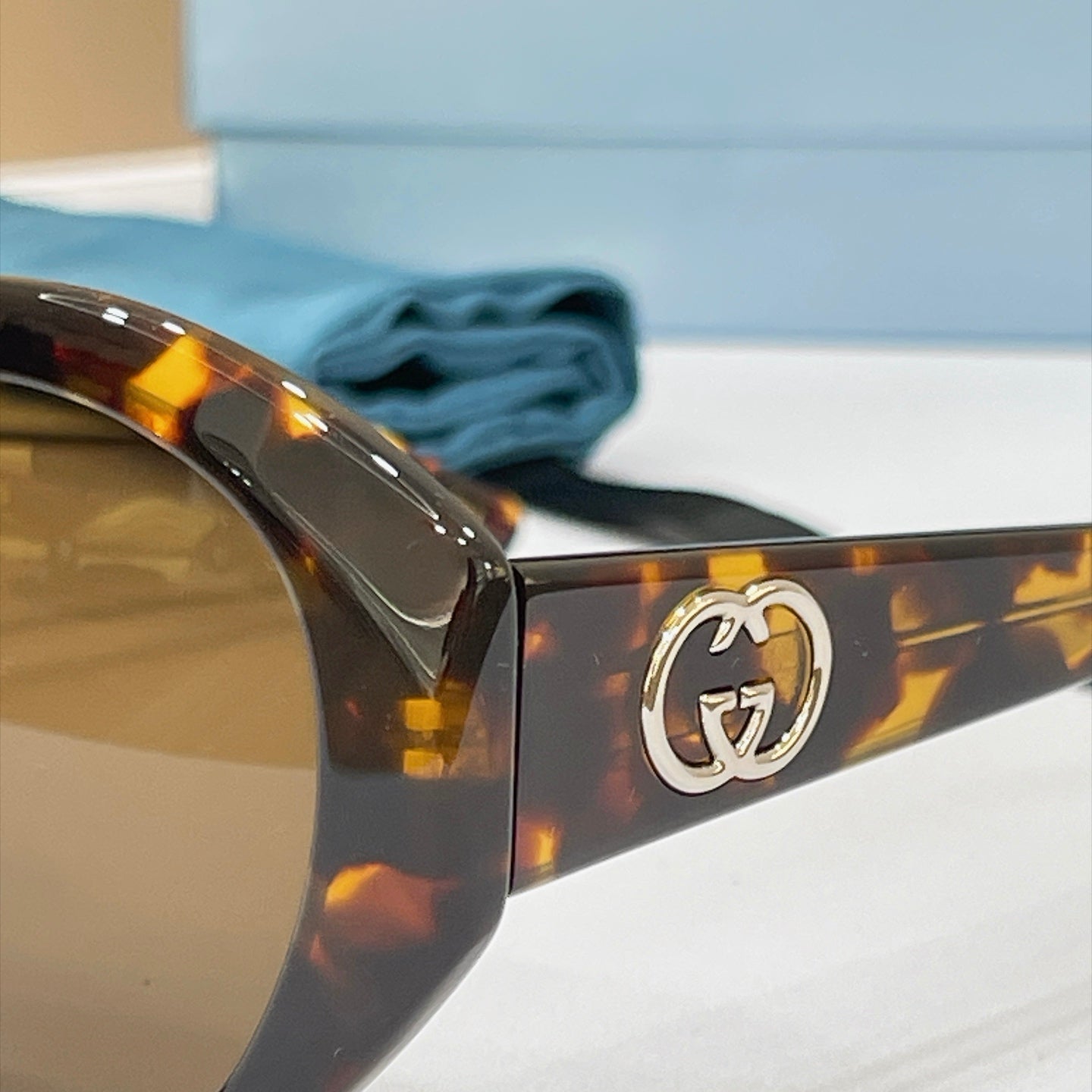 Gucci Sunglasses – GG2200S