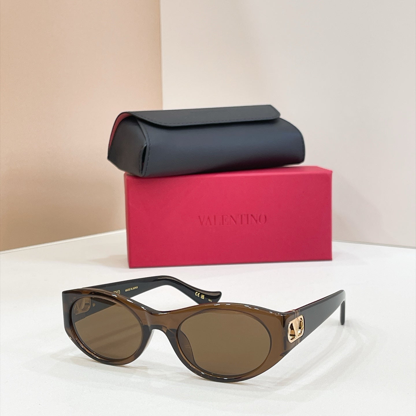 Valentino Sunglasses – VG0015S