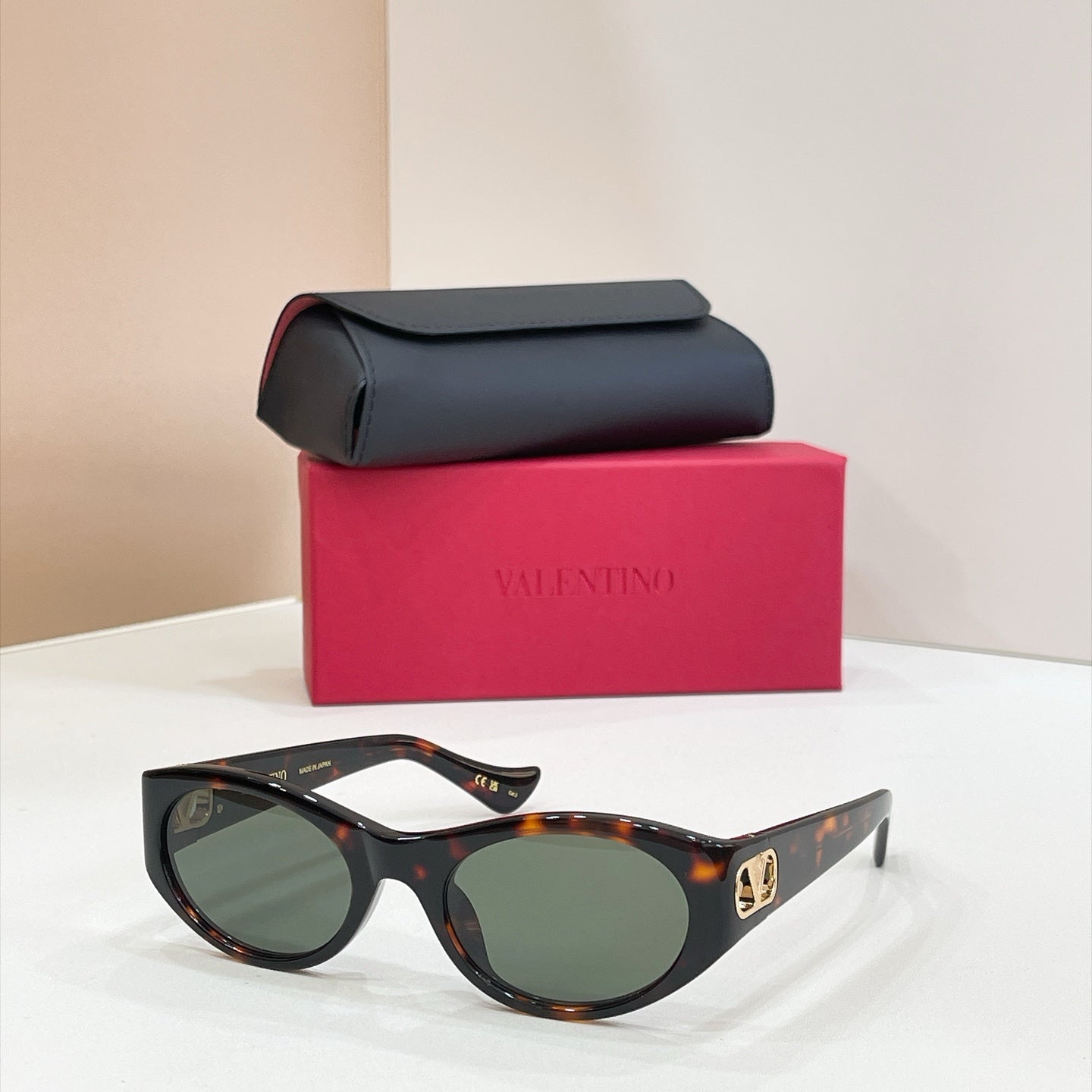 Valentino Sunglasses – VG0015S