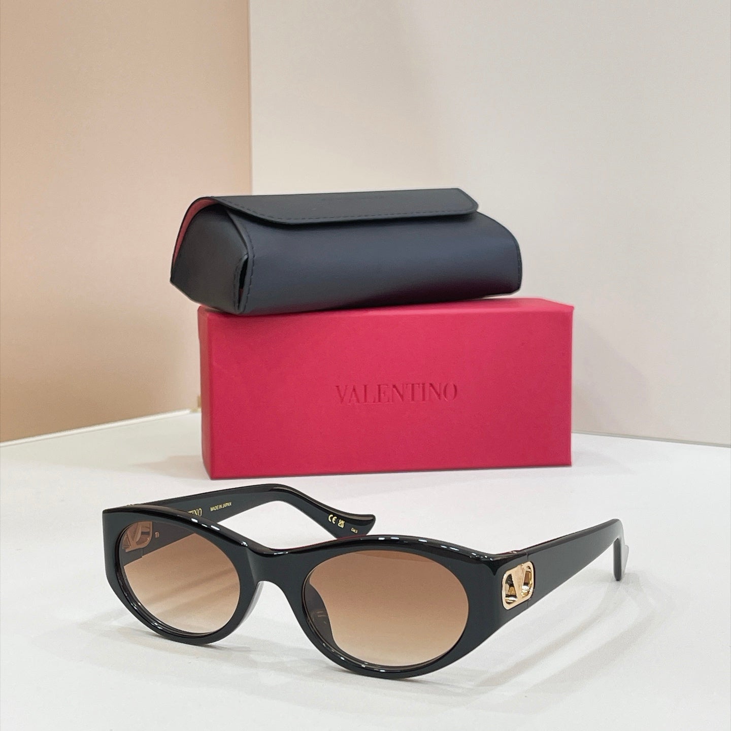 Valentino Sunglasses – VG0015S
