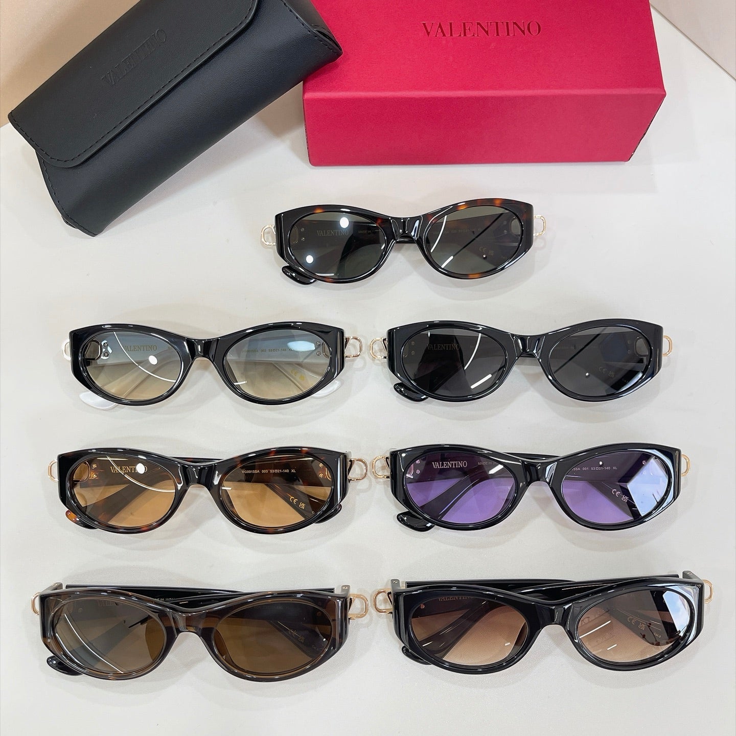 Valentino Sunglasses – VG0015S