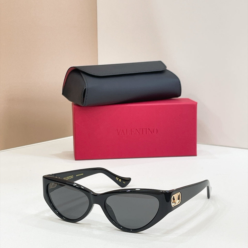 Valentino Sunglasses – VG0014S