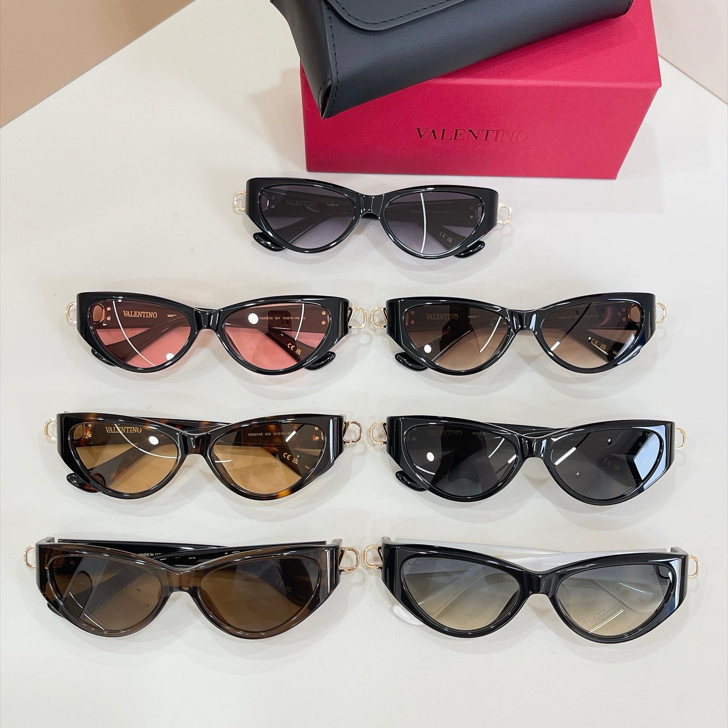 Valentino Sunglasses – VG0014S