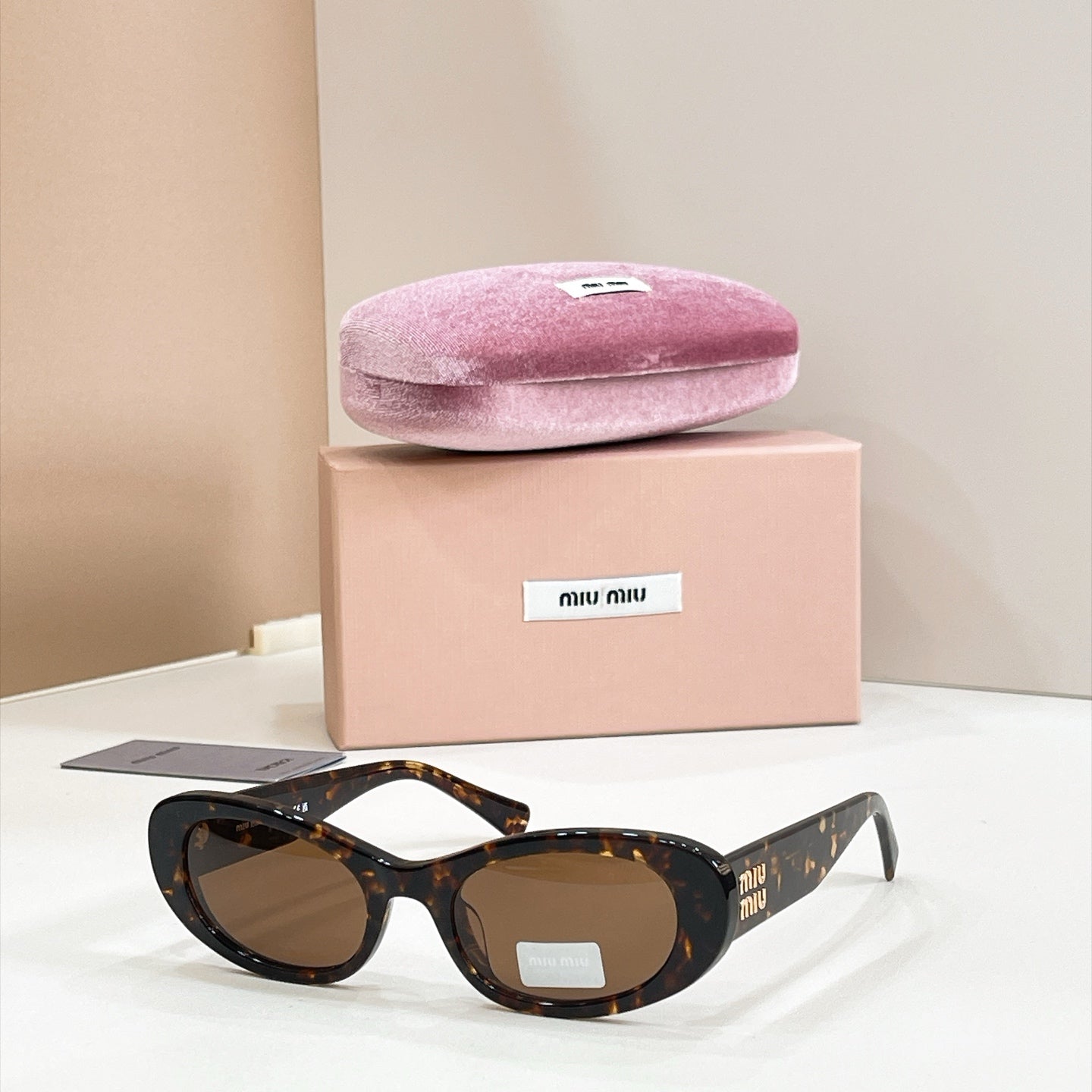 Miu Miu Sunglasses – MU C02S