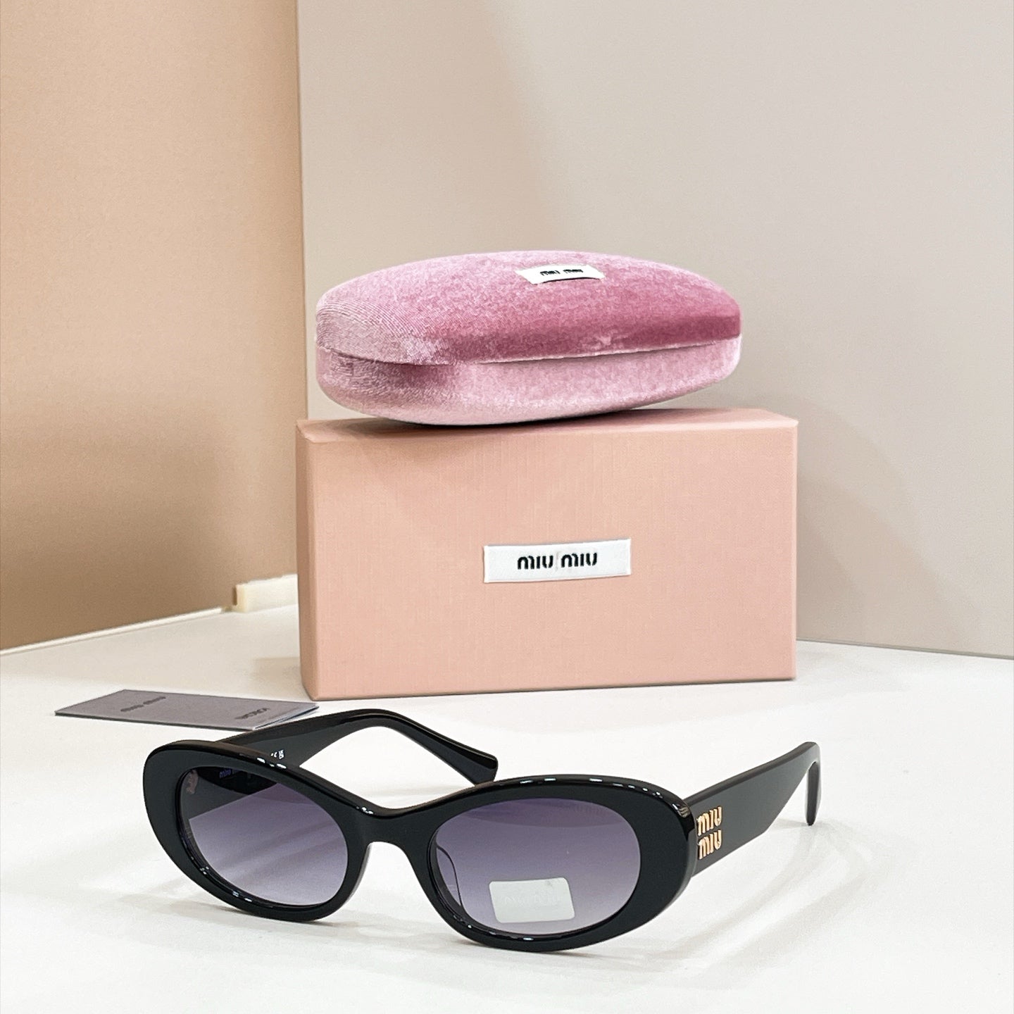 Miu Miu Sunglasses – MU C02S