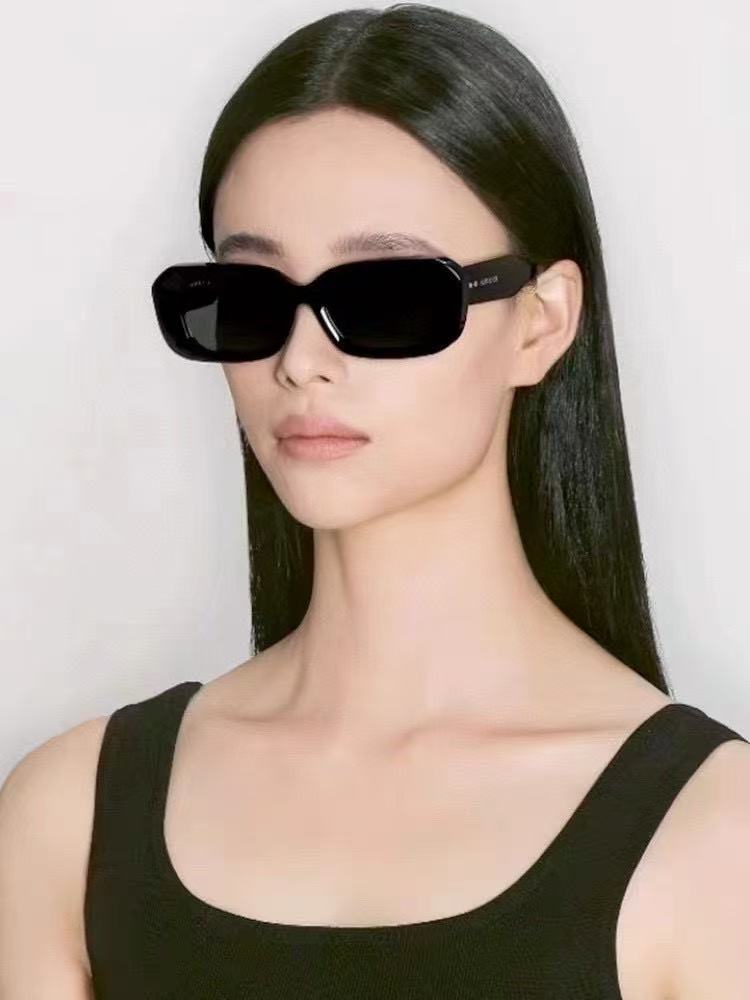 Gucci Sunglasses – GG1531SK