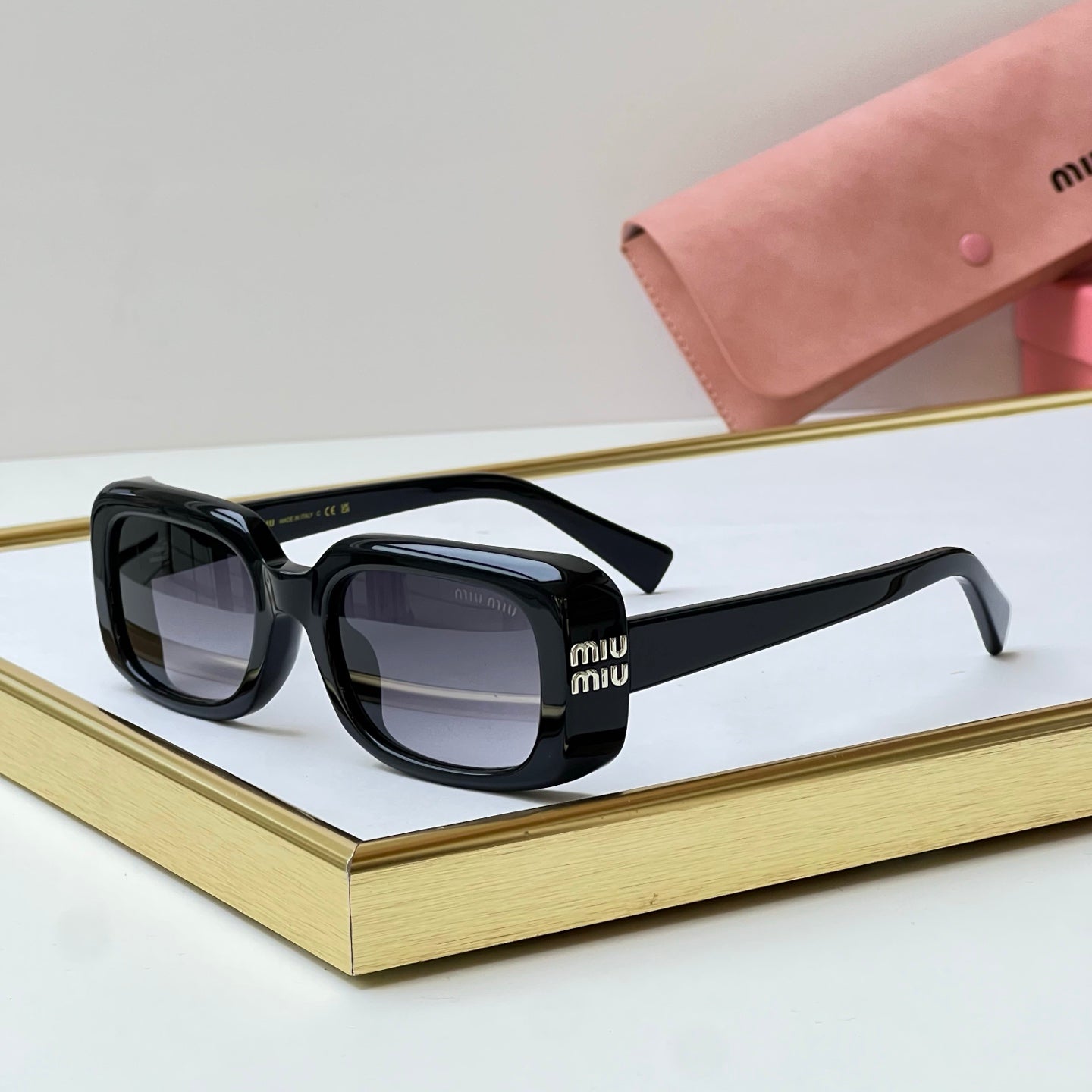 Miu Miu Sunglasses – SMU B13-F