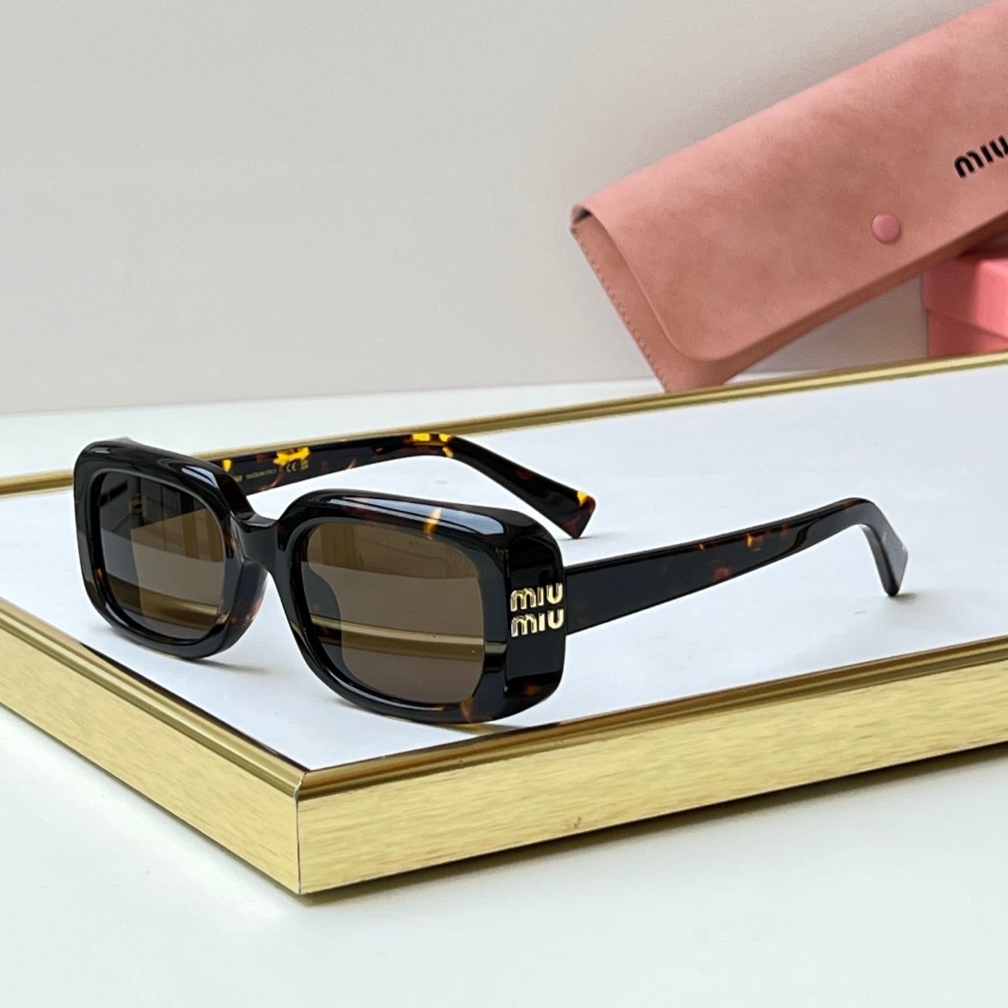 Miu Miu Sunglasses – SMU B13-F