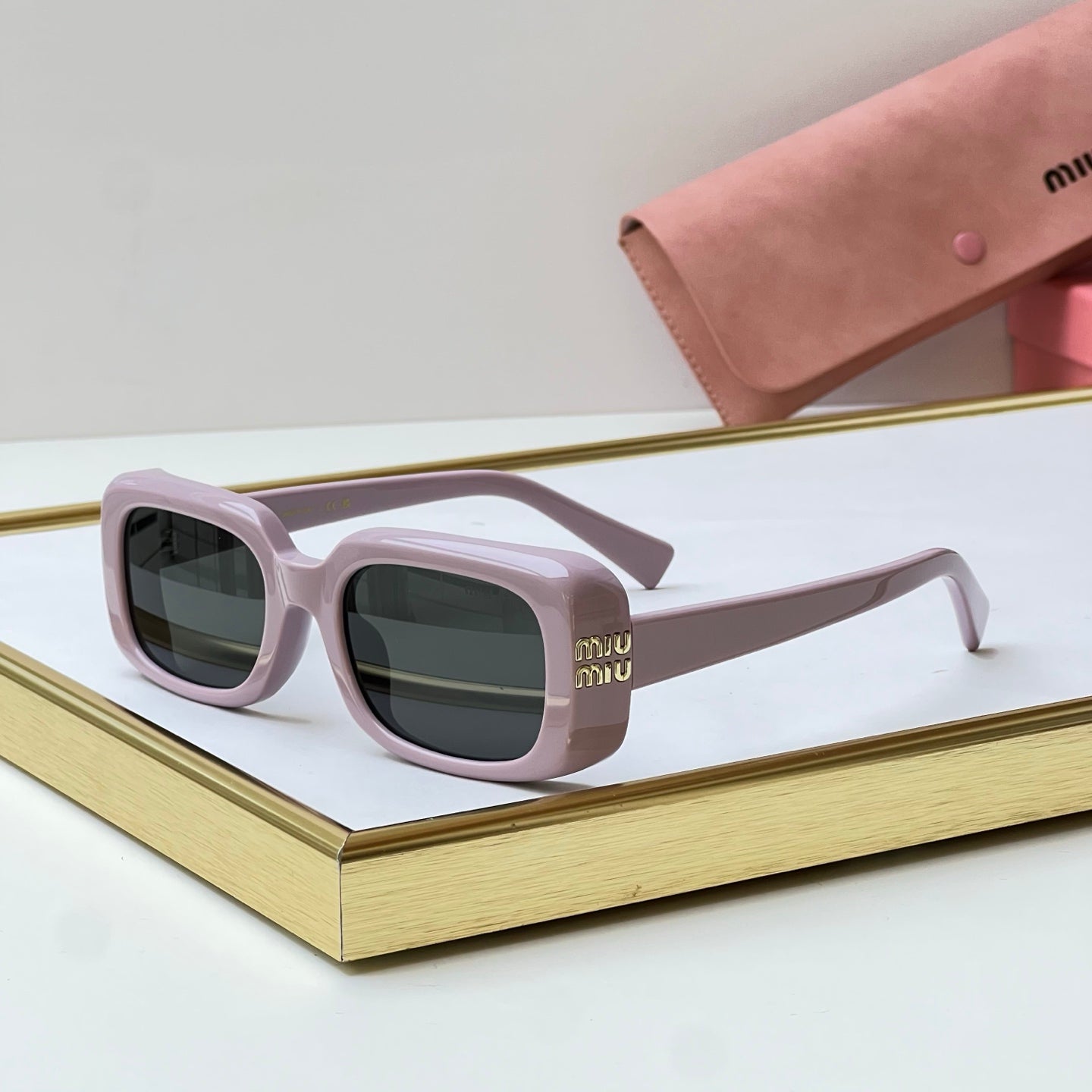 Miu Miu Sunglasses – SMU B13-F
