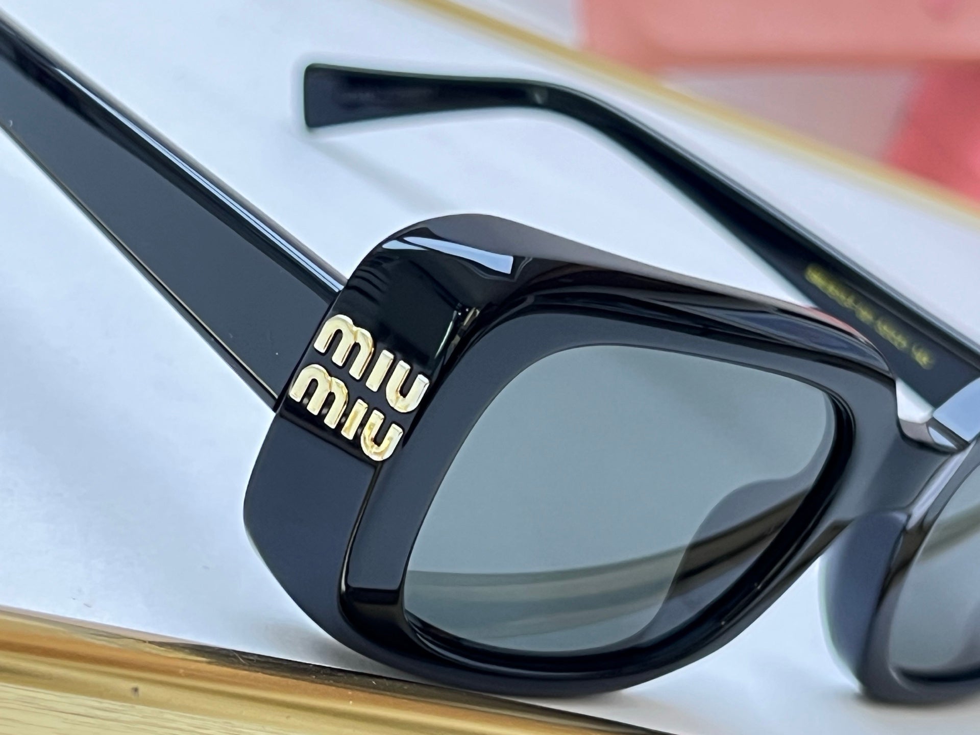 Miu Miu Sunglasses – SMU B13-F