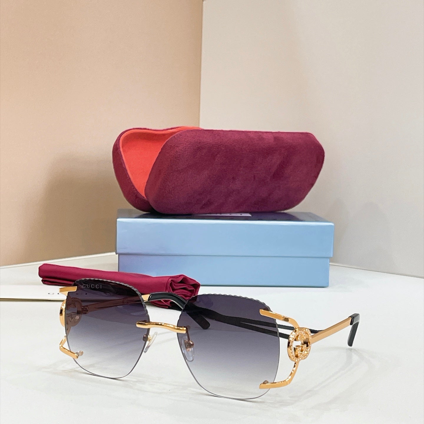Gucci Sunglasses – GG2328S