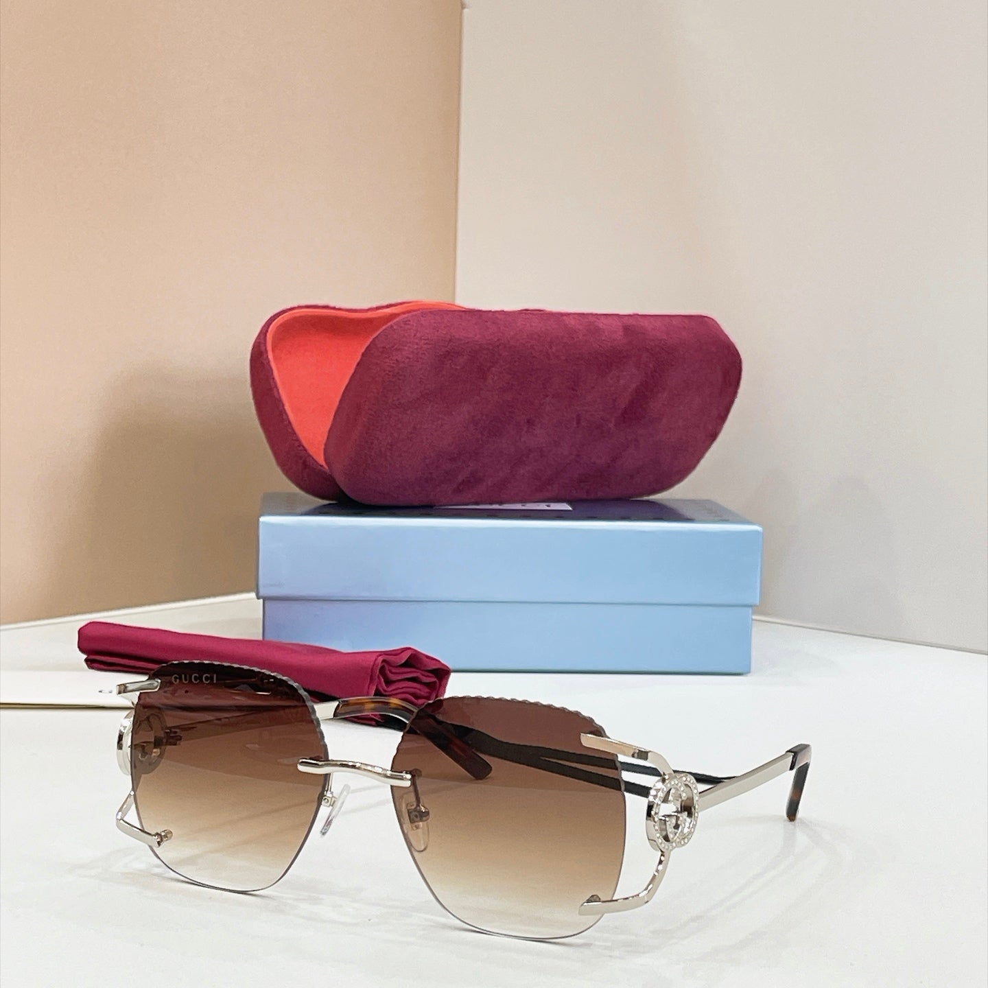 Gucci Sunglasses – GG2328S