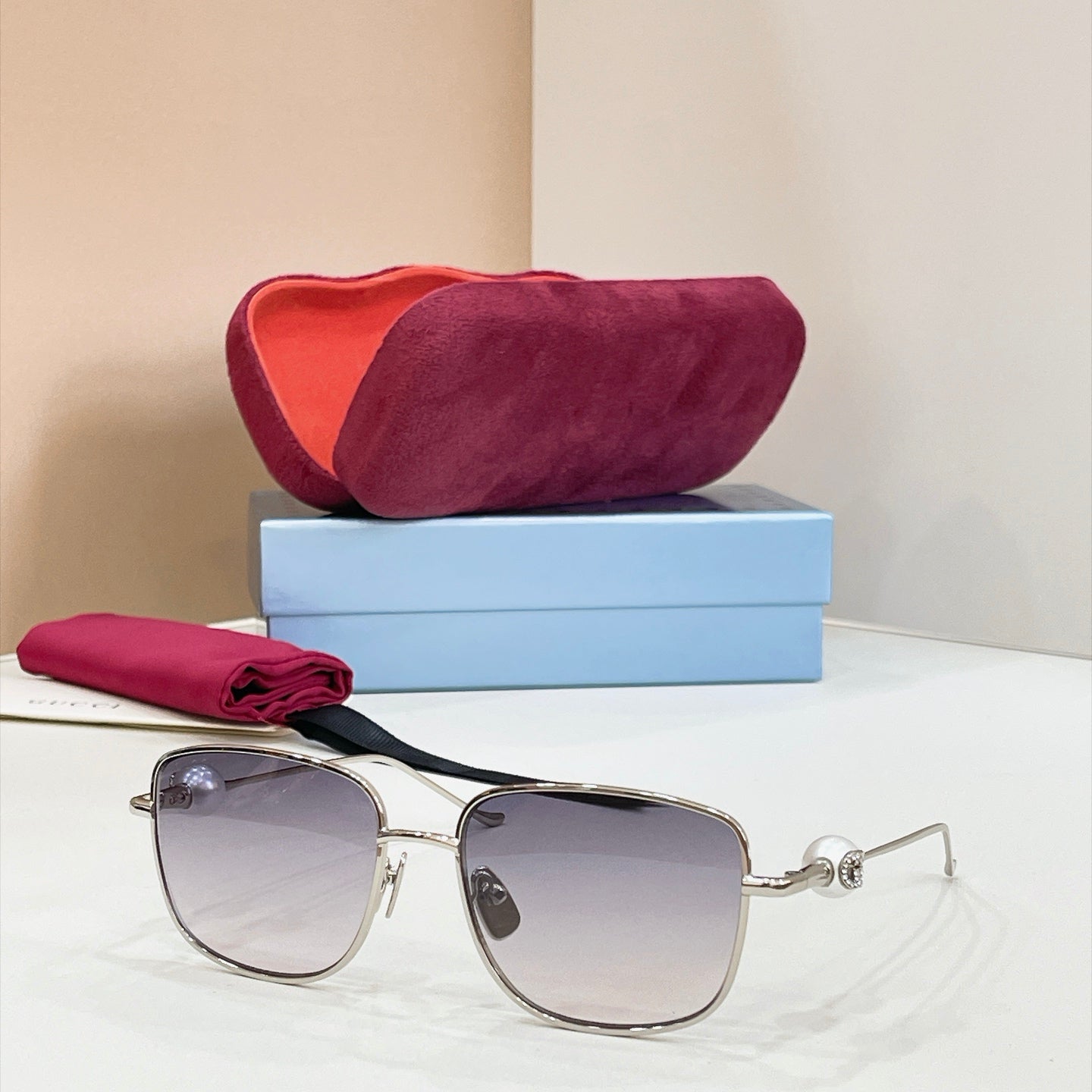 Gucci Sunglasses – GG2321S