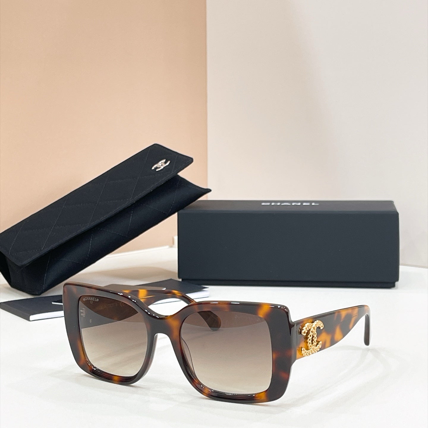 Chanel Sunglasses – CH5555