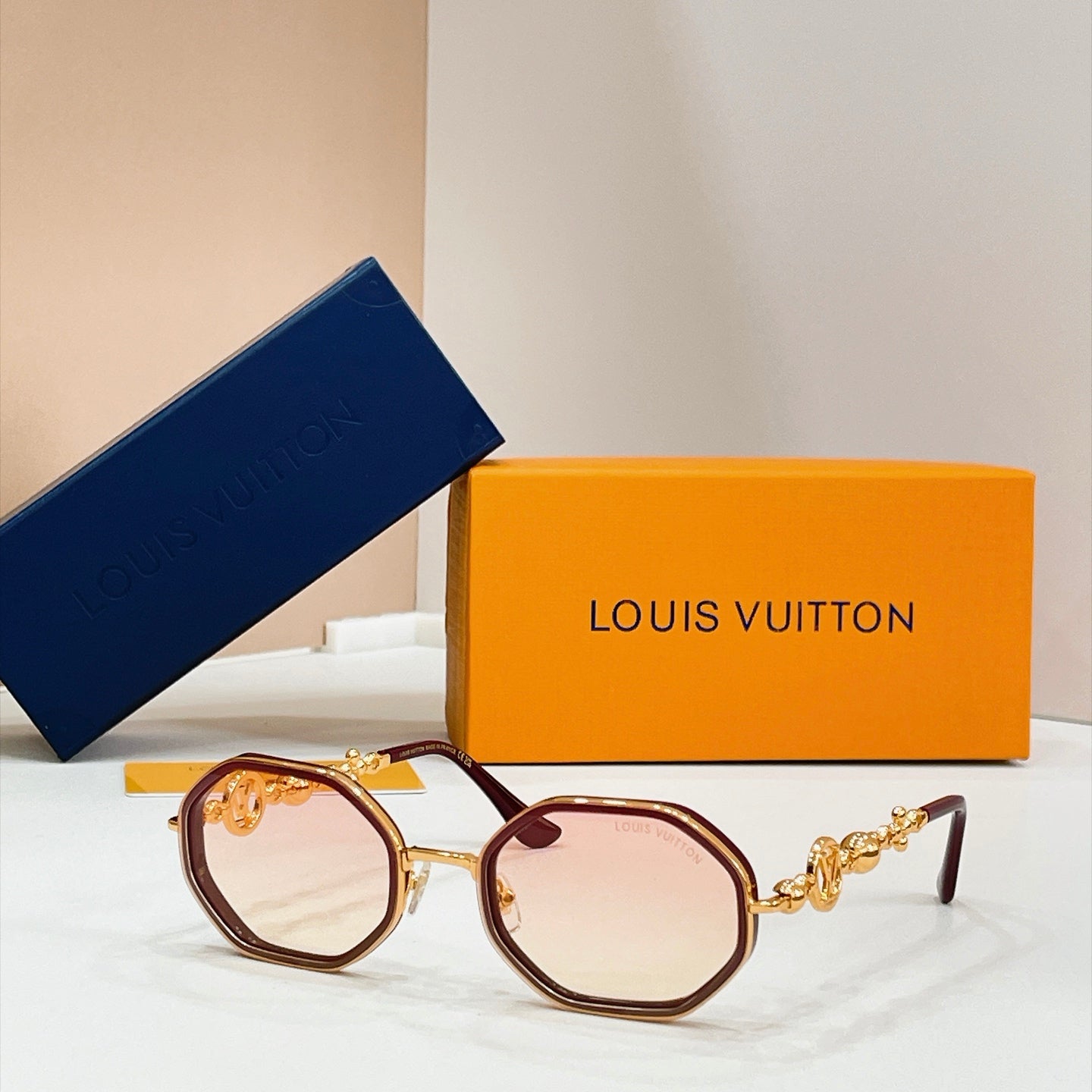Louis Vuitton Sunglasses – Z7532U