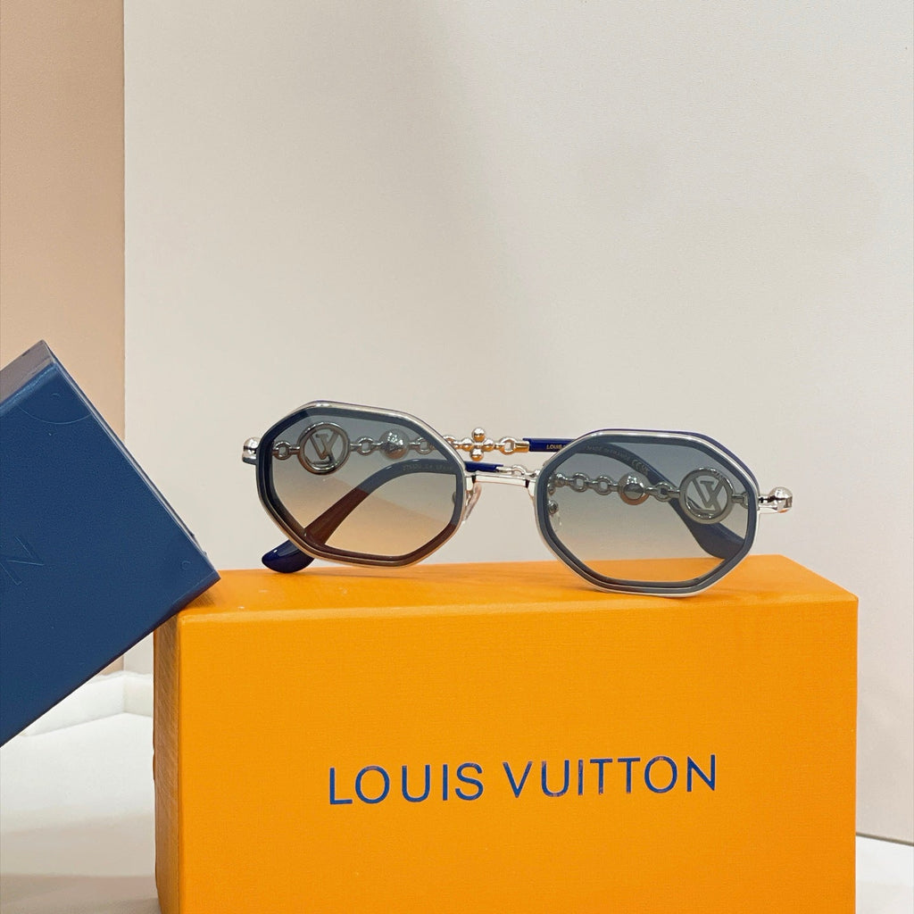 Louis Vuitton Sunglasses – Z7532U