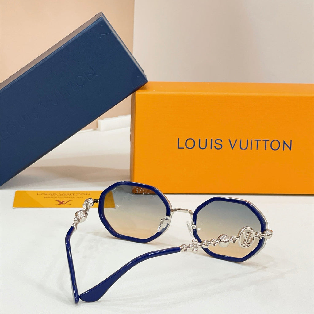 Louis Vuitton Sunglasses – Z7532U