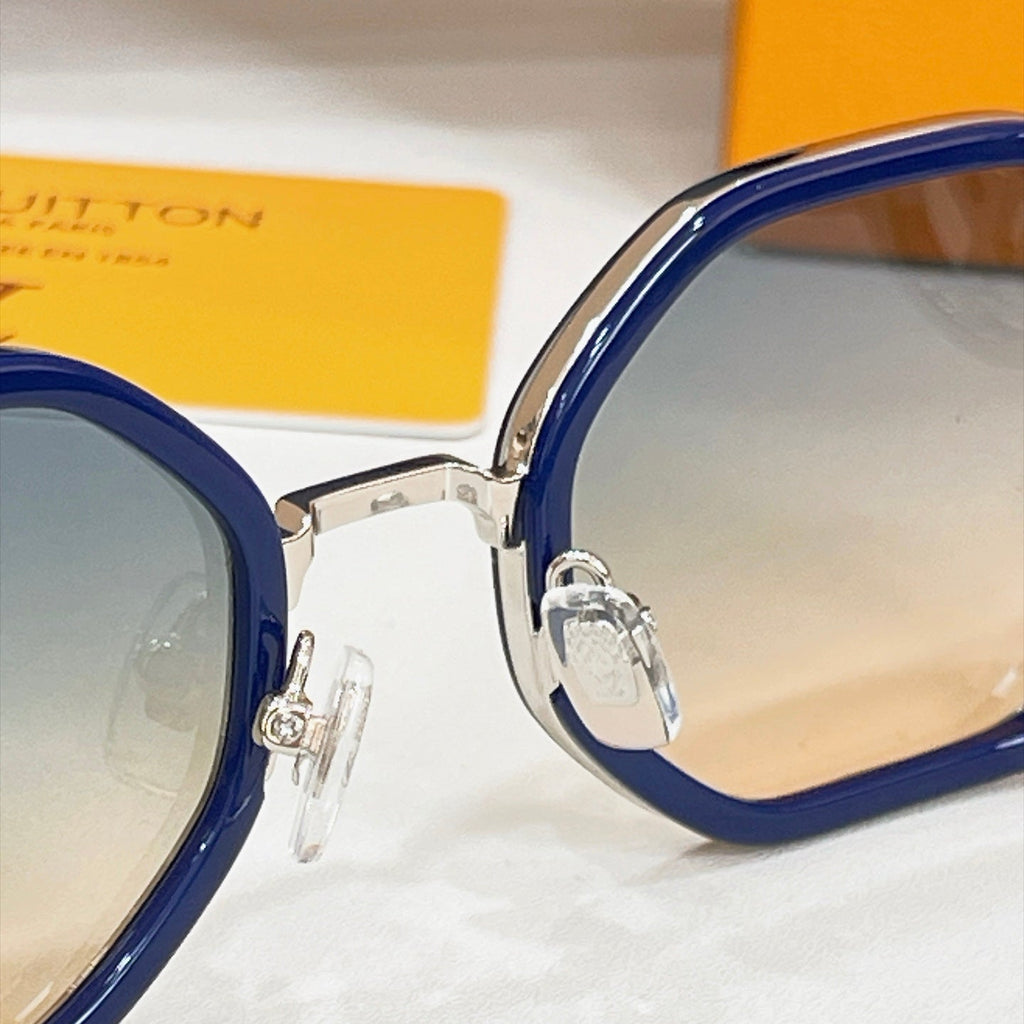 Louis Vuitton Sunglasses – Z7532U